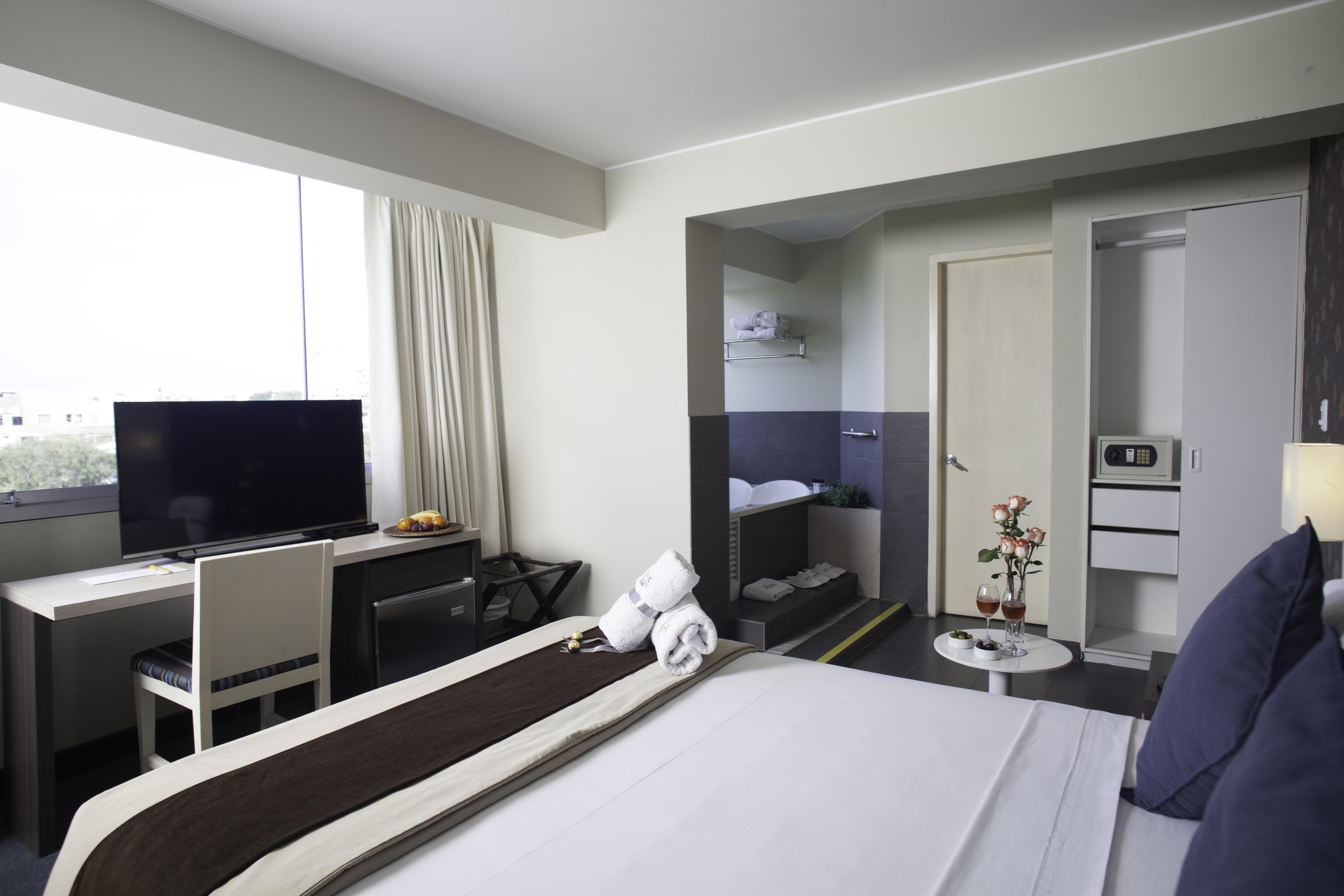 Palmetto Hotel Business San Miguel ลิมา ภายนอก รูปภาพ